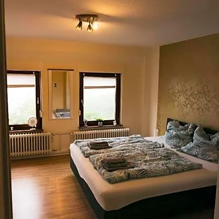 Zur Schoenen Aussicht ホテル
